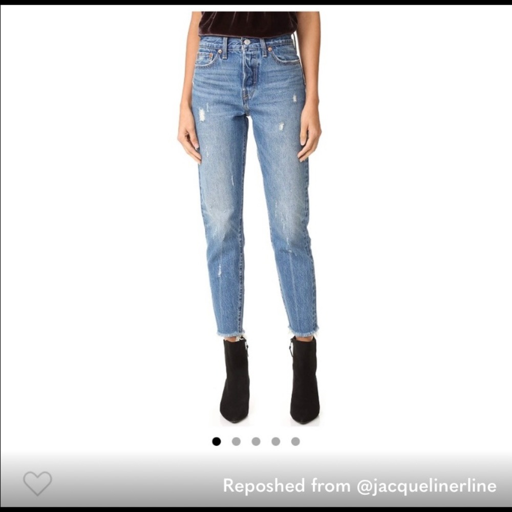 Levi’s Wedgie Icon Jeans.